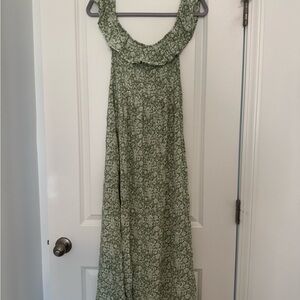 Promesa Sage Floral Maxi Dress